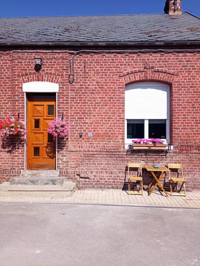 Gite A La Ferme Chez Magali Escaudoeuvres Exteriér fotografie